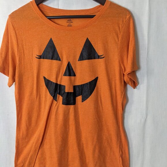 Girls Halloween Smiling Pumpkin T-shirt Size  12-14 - Picture 1 of 4